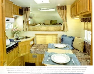 2000 Palomino Truck Campers Brochure page 3