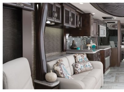 2015 Newmar London Aire Brochure page 6