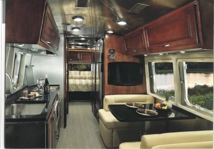 2016 Airstream Classic Travel Trailer Brochure page 5