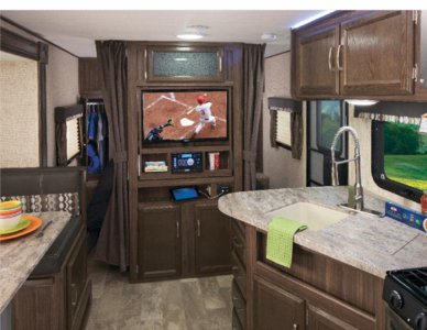 2018 Coachmen Apex Brochure page 9