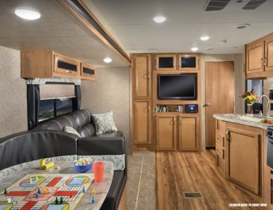 2018 Coachmen Catalina SBX Brochure page 2