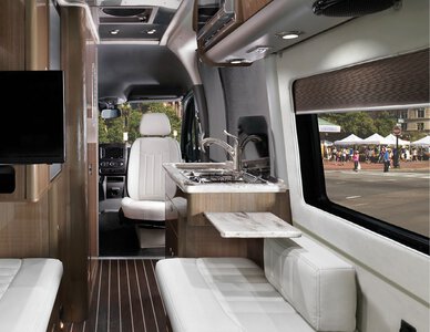 2019 Airstream Interstate Nineteen Interstate Touring Coach Brochure page 7