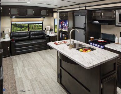 2019 Coachmen Northern Spirit French Brochure page 2