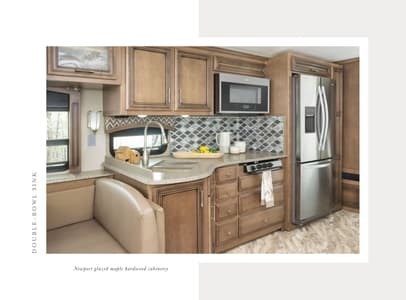 2019 Newmar Canyon Star Brochure page 10