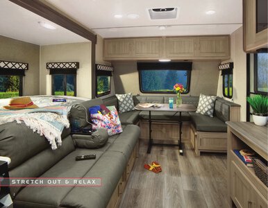 2020 Coachmen Freedom Express Brochure page 2