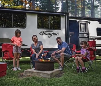 2020 Grand Design Imagine Brochure page 2