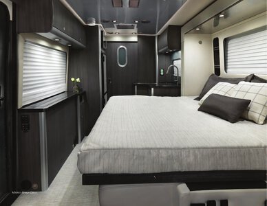 2021 Airstream Atlas Touring Coach Brochure page 4
