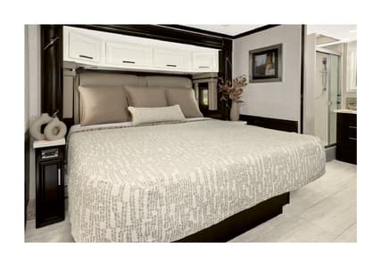 2025 Newmar Super Star Brochure page 16