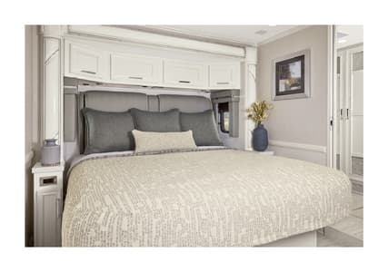 2025 Newmar Ventana Brochure page 16