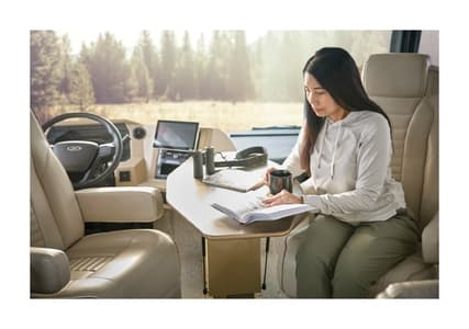 2026 Newmar Bay Star Sport Brochure page 28