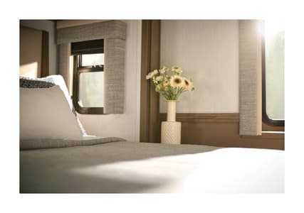 2026 Newmar Bay Star Sport Brochure page 33