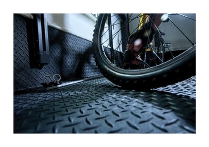 2026 Newmar Canyon Star Brochure page 5