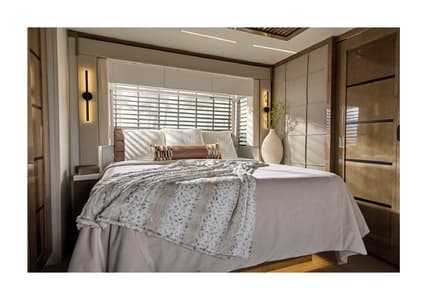 2026 Newmar King Aire Brochure page 14