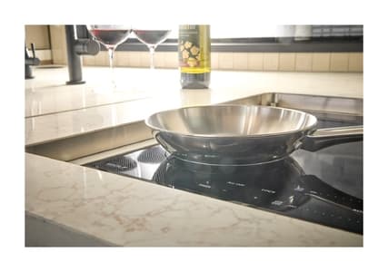 2026 Newmar King Aire Brochure page 39