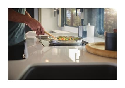 2026 Newmar Summit Aire Brochure page 5