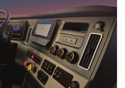 2026 Newmar Summit Aire Brochure page 7