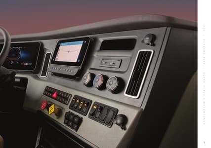 2026 Newmar Supreme Aire Brochure page 7